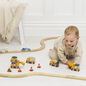 Wooden Construction Toy Cars, Trucks & Diggers