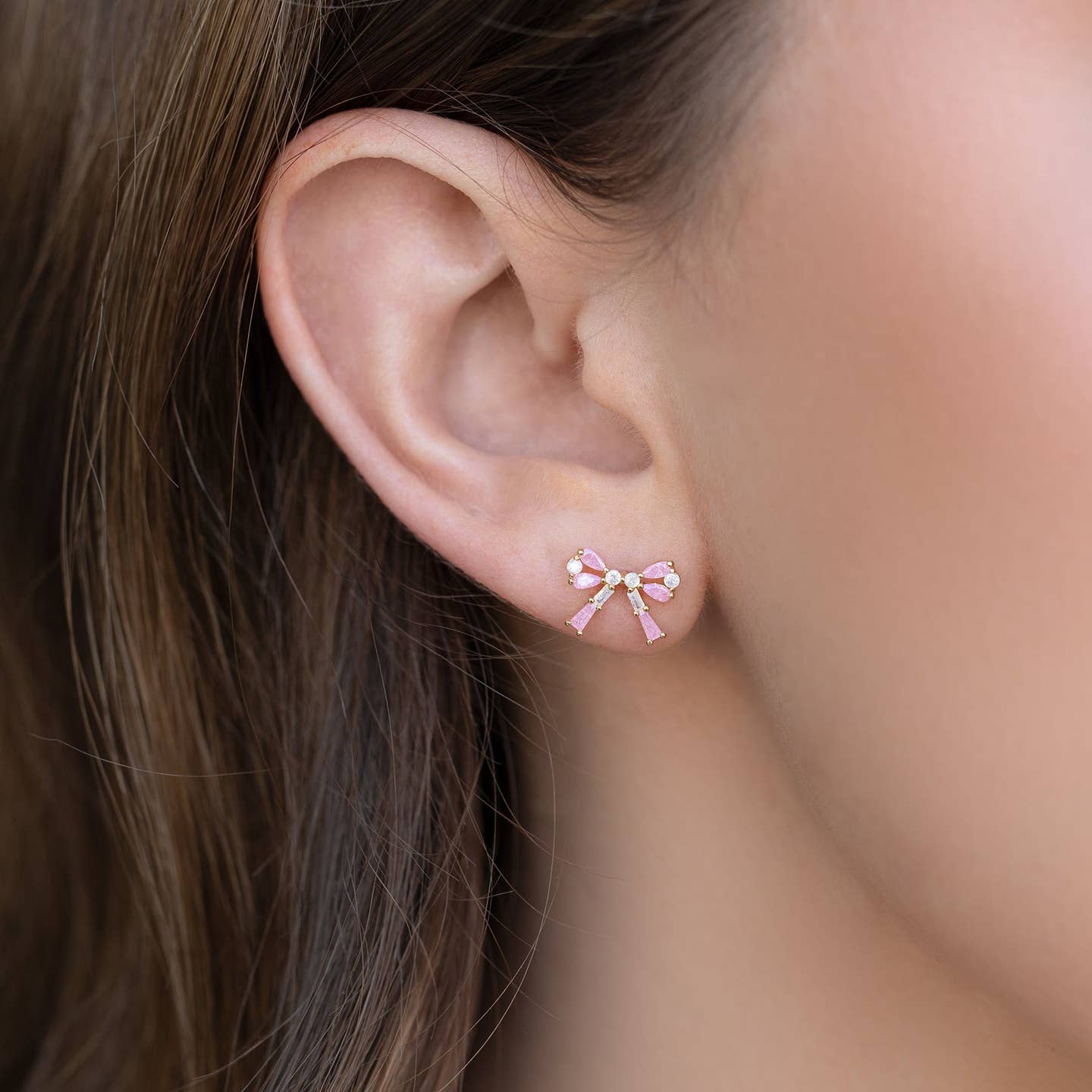 Chassé Bow Stud Earrings | 18k Rose Gold Plated